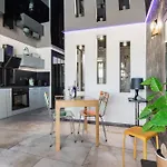 아파트 Helioamour Renovated With Terrace In Heliopolis Naturist Village *