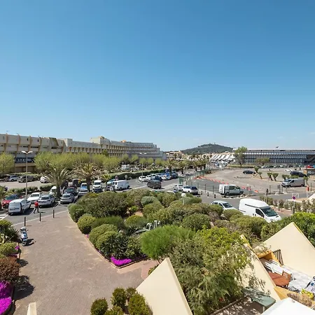 Apartamento Reformado Con Terraza En Héliopolis Pueblo Naturista Cap Dag *